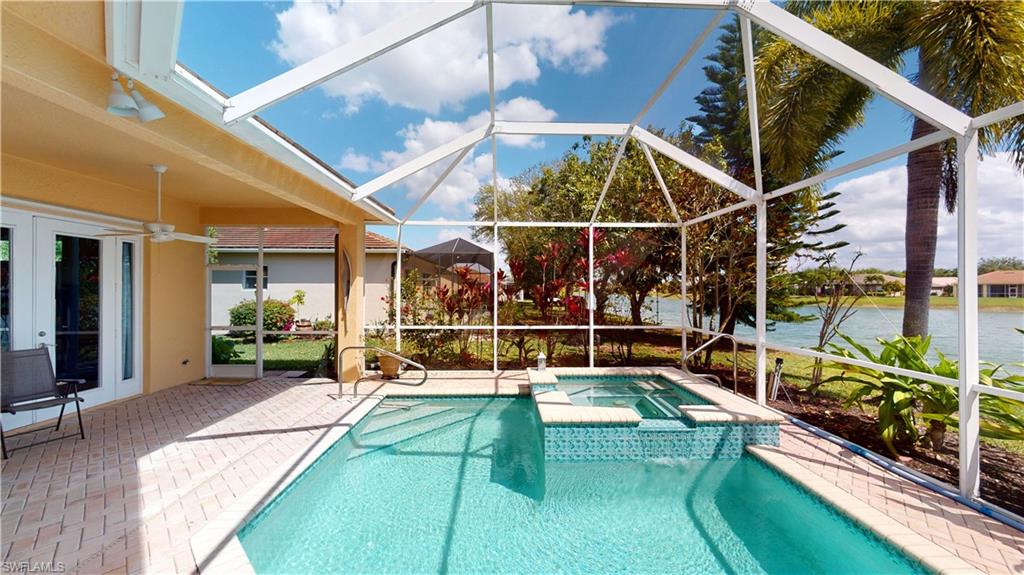 WATERWAYS OF NAPLES - Residential