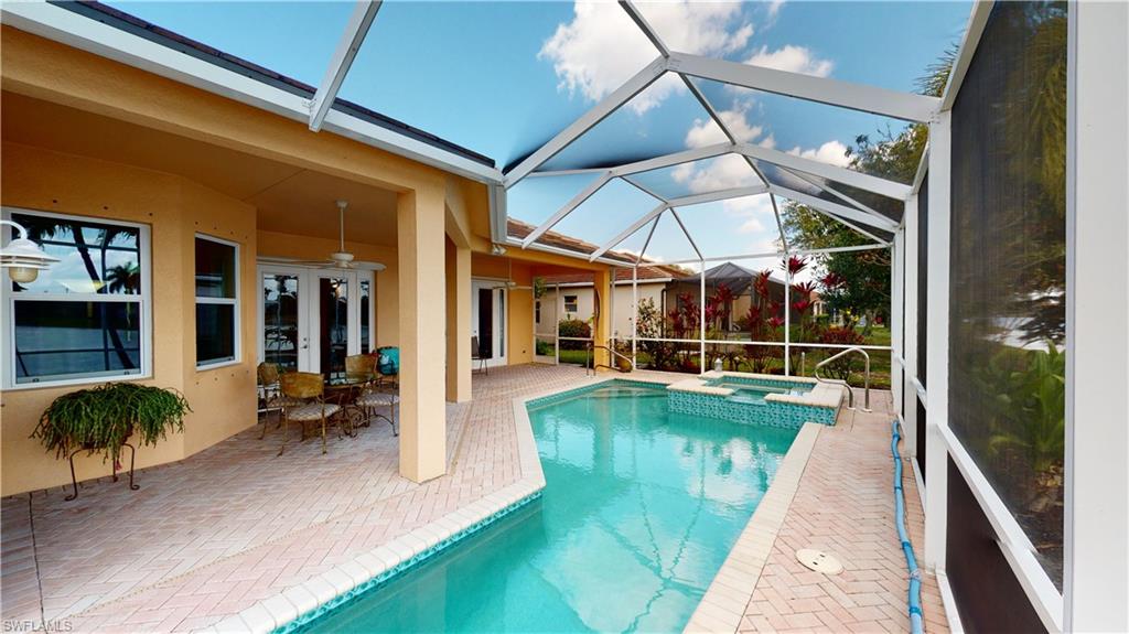 WATERWAYS OF NAPLES - Residential