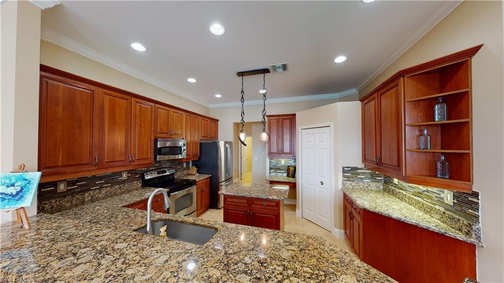 WATERWAYS OF NAPLES - Residential