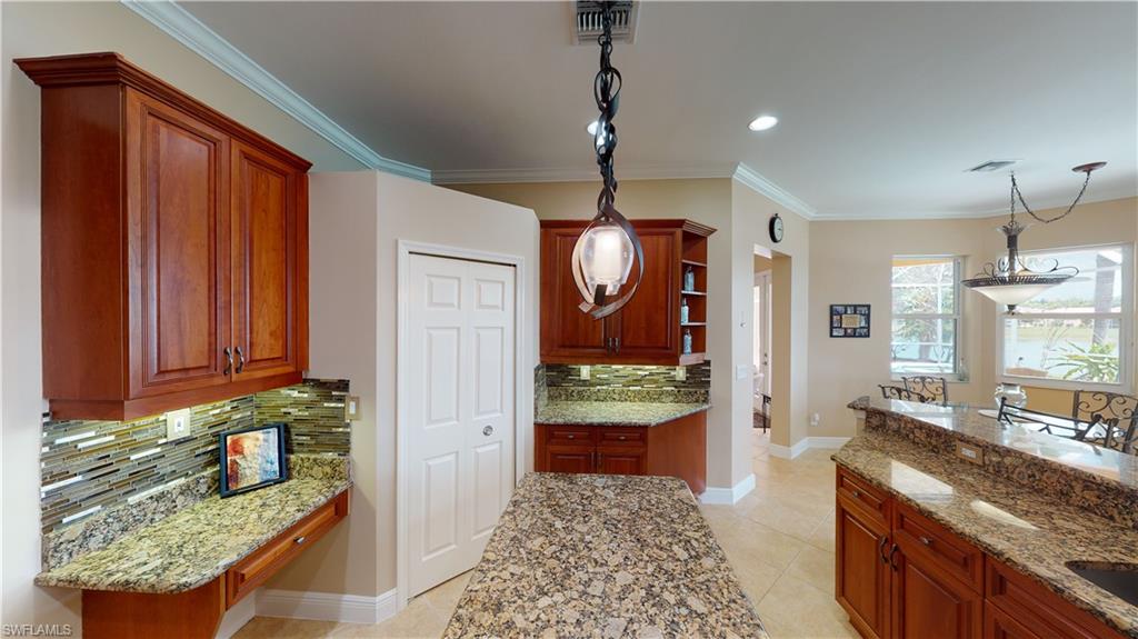 WATERWAYS OF NAPLES - Residential