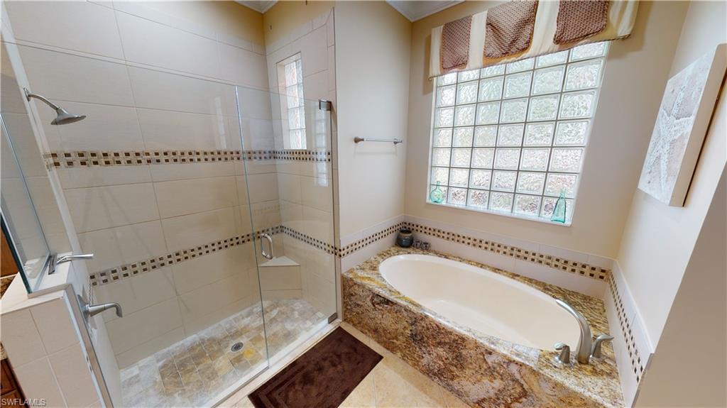 WATERWAYS OF NAPLES - Residential