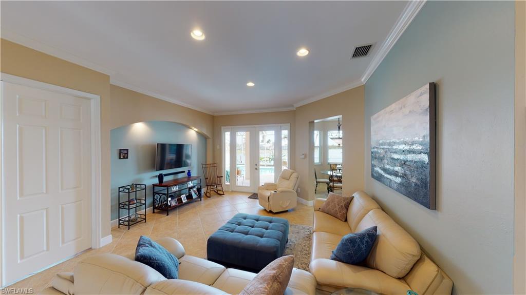 WATERWAYS OF NAPLES - Residential