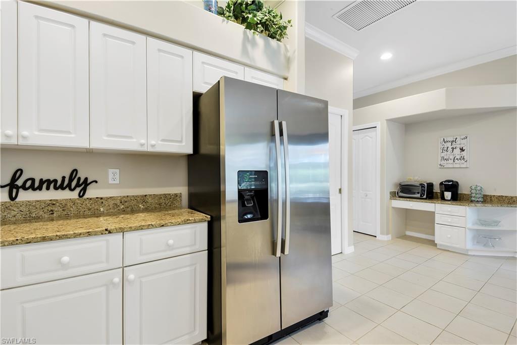 PINECREST - Residential