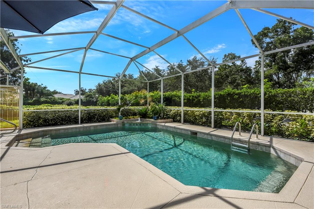 PINECREST - Residential