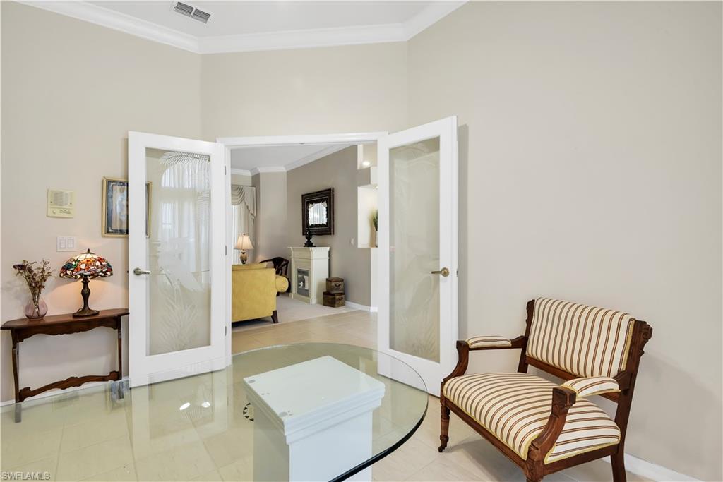 PINECREST - Residential