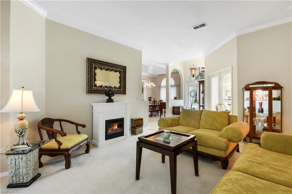 PINECREST - Residential