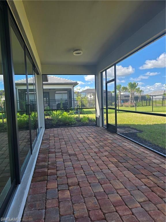 HAMPTON LAKES - Residential Lease