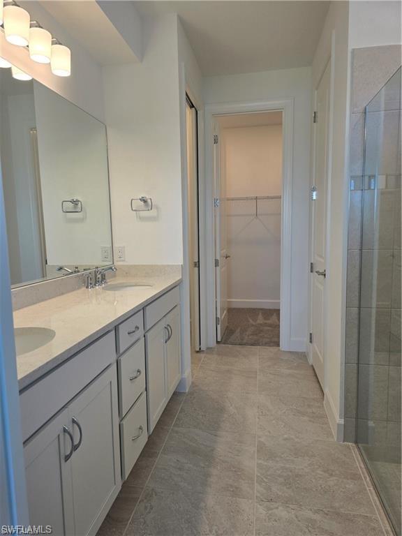 HAMPTON LAKES - Residential Lease