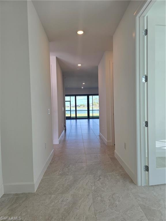 HAMPTON LAKES - Residential Lease