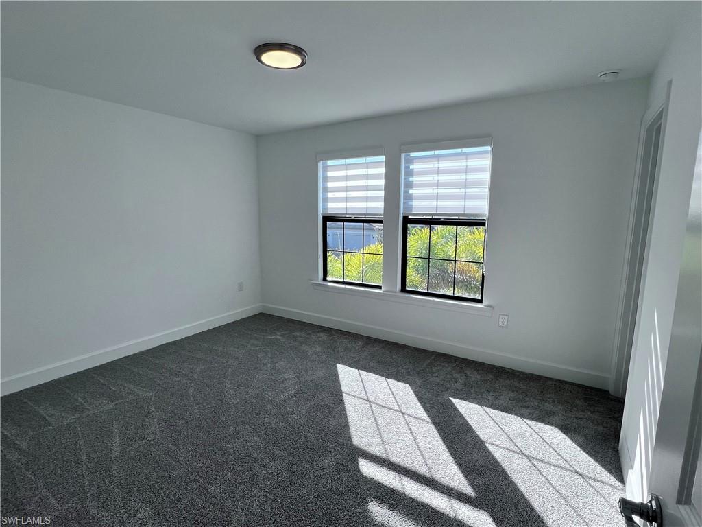 HAMPTON LAKES - Residential Lease