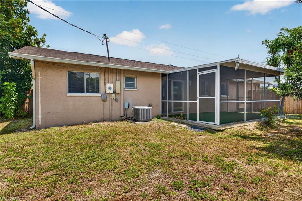 SAN CARLOS PARK - Residential