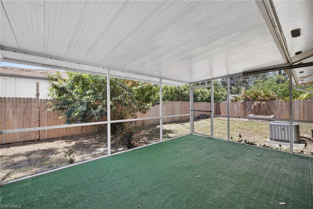 SAN CARLOS PARK - Residential