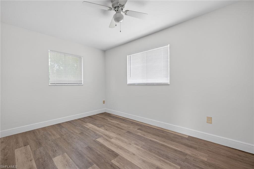 SAN CARLOS PARK - Residential