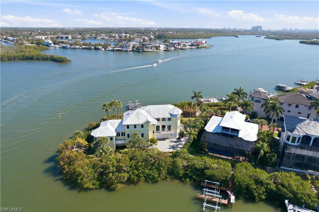 SOUTHPORT ON THE BAY - Residential