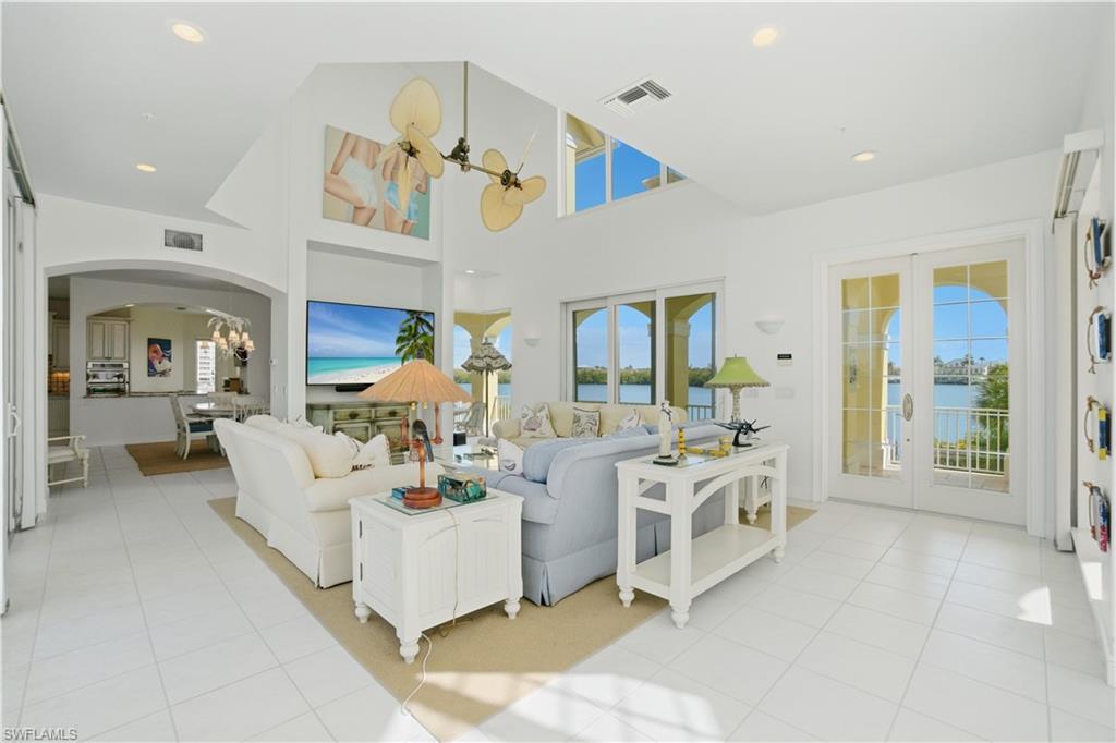 SOUTHPORT ON THE BAY - Residential