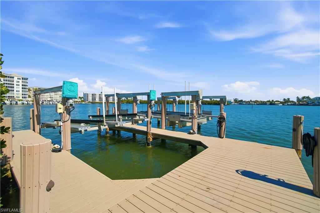 SOUTHPORT ON THE BAY - Residential