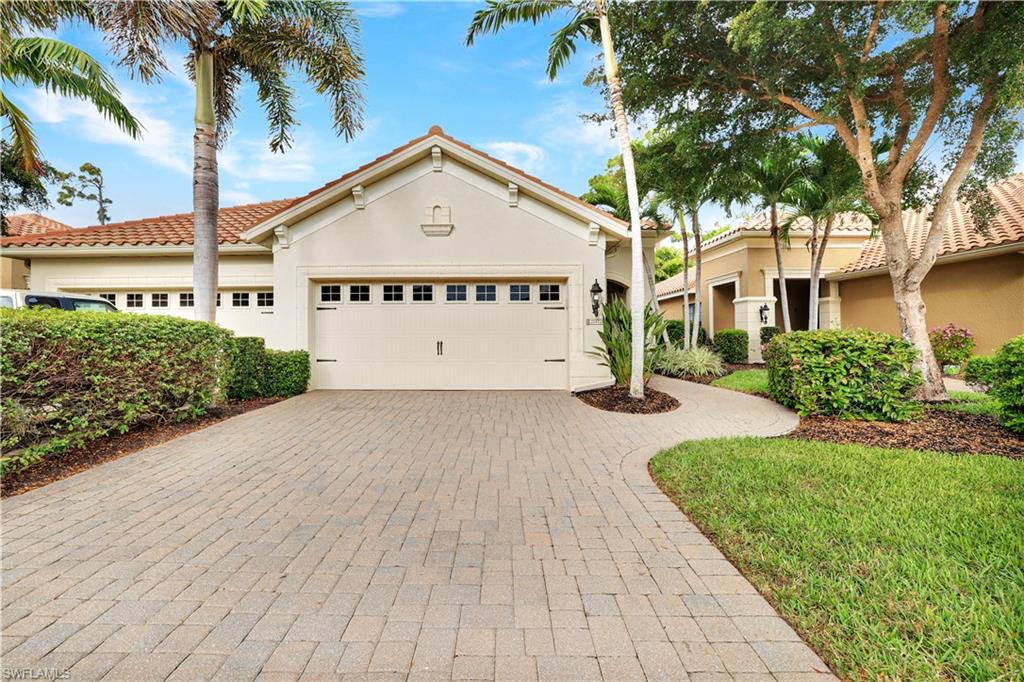 VILLA PALMERAS - Residential