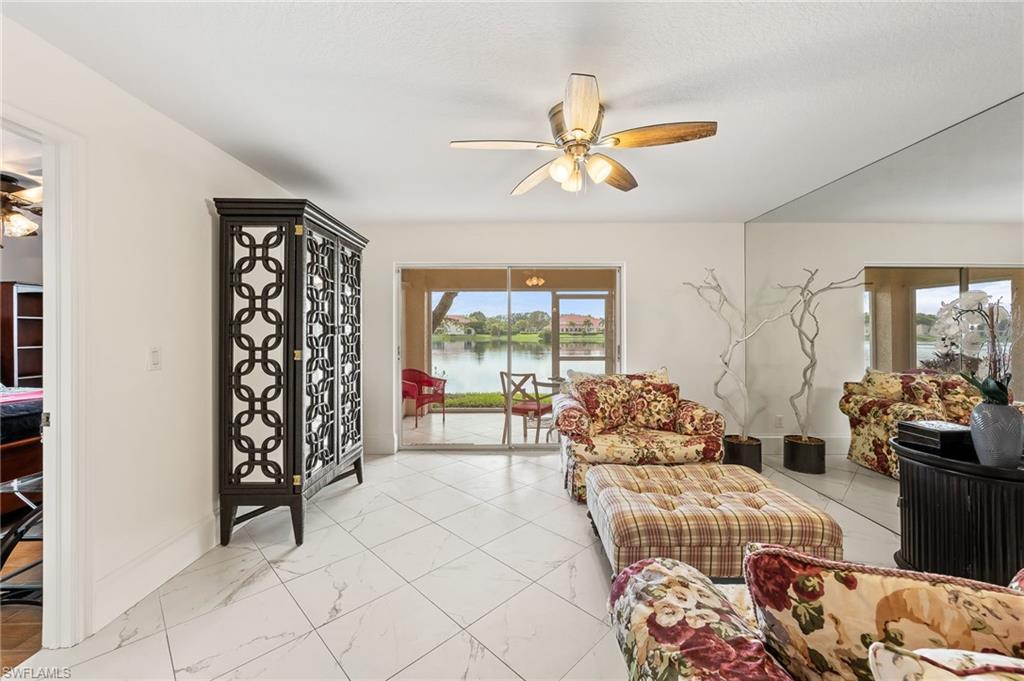 HUNTINGTON LAKES - Residential