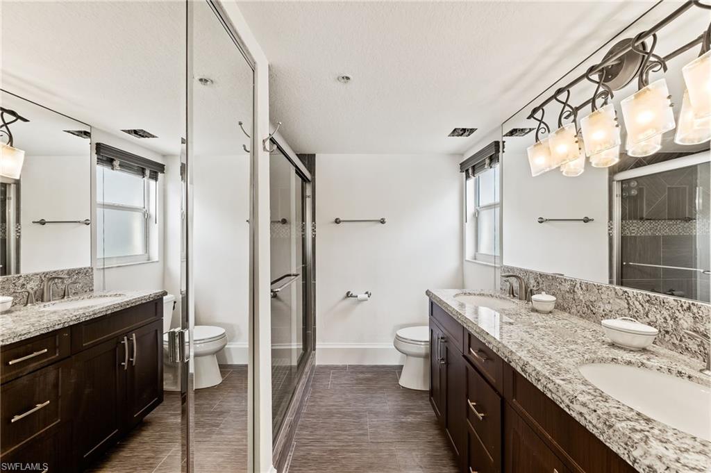 HUNTINGTON LAKES - Residential