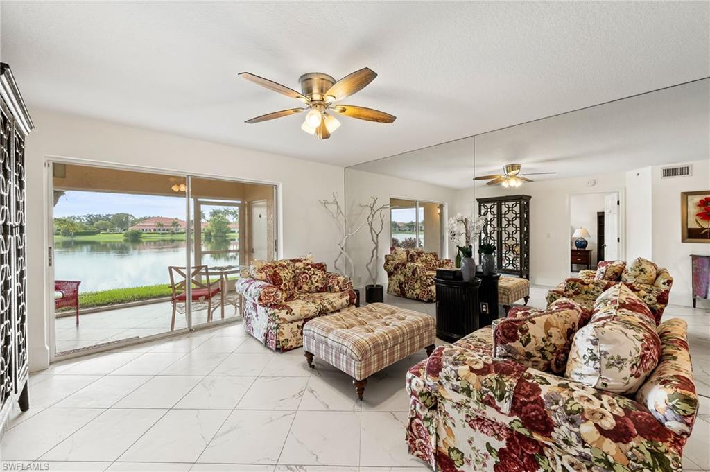 HUNTINGTON LAKES - Residential