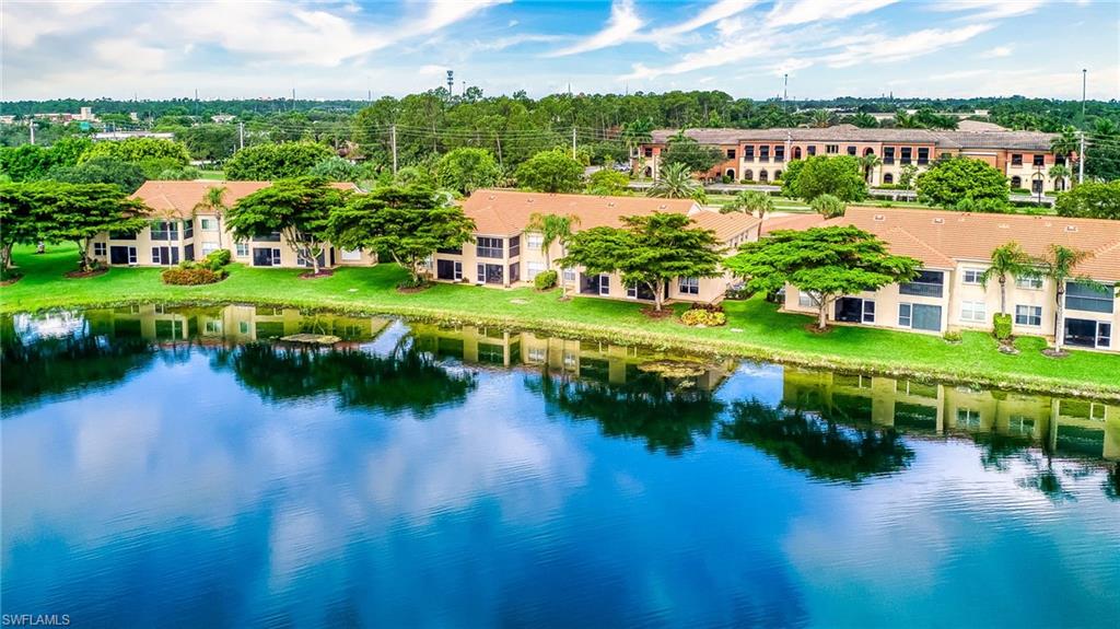 HUNTINGTON LAKES - Residential