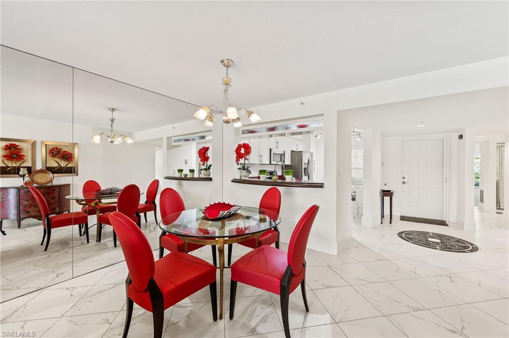 HUNTINGTON LAKES - Residential