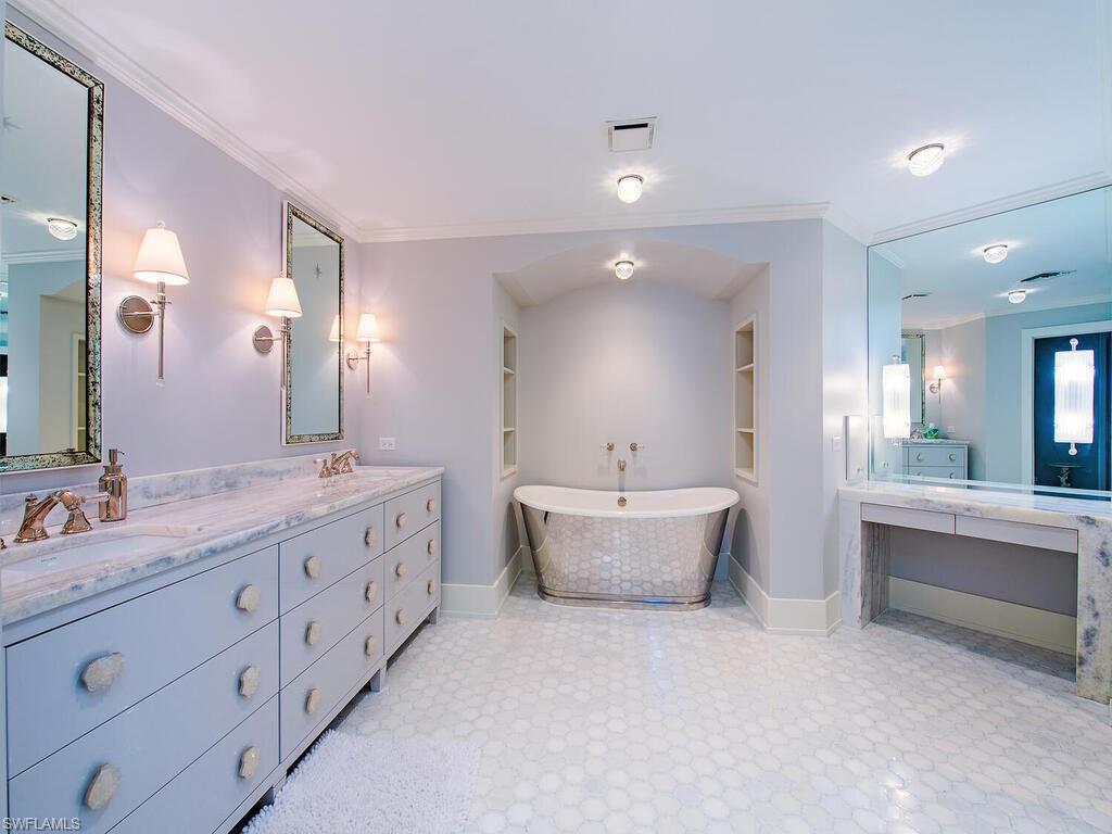 LE DAUPHIN - Residential