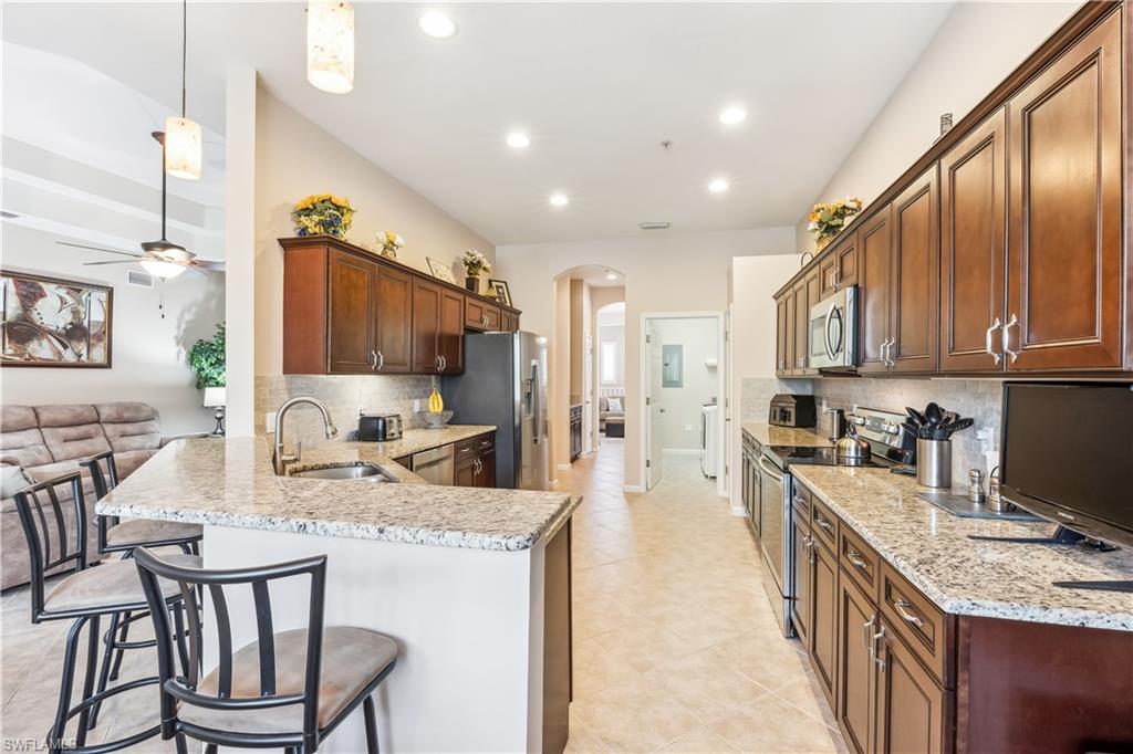 HARMONY POINTE - Residential