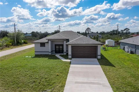 2801 69th St W, Lehigh Acres, FL 33971 - #: 225015138