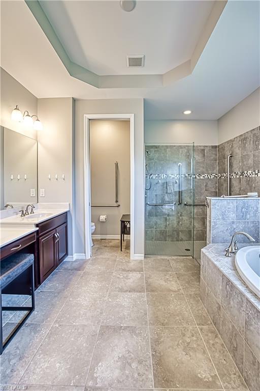 CAMELOT - Residential