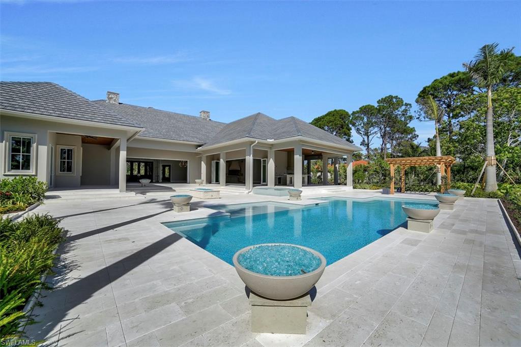 PINE RIDGE - Residential