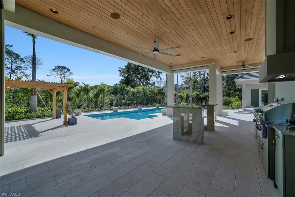 PINE RIDGE - Residential