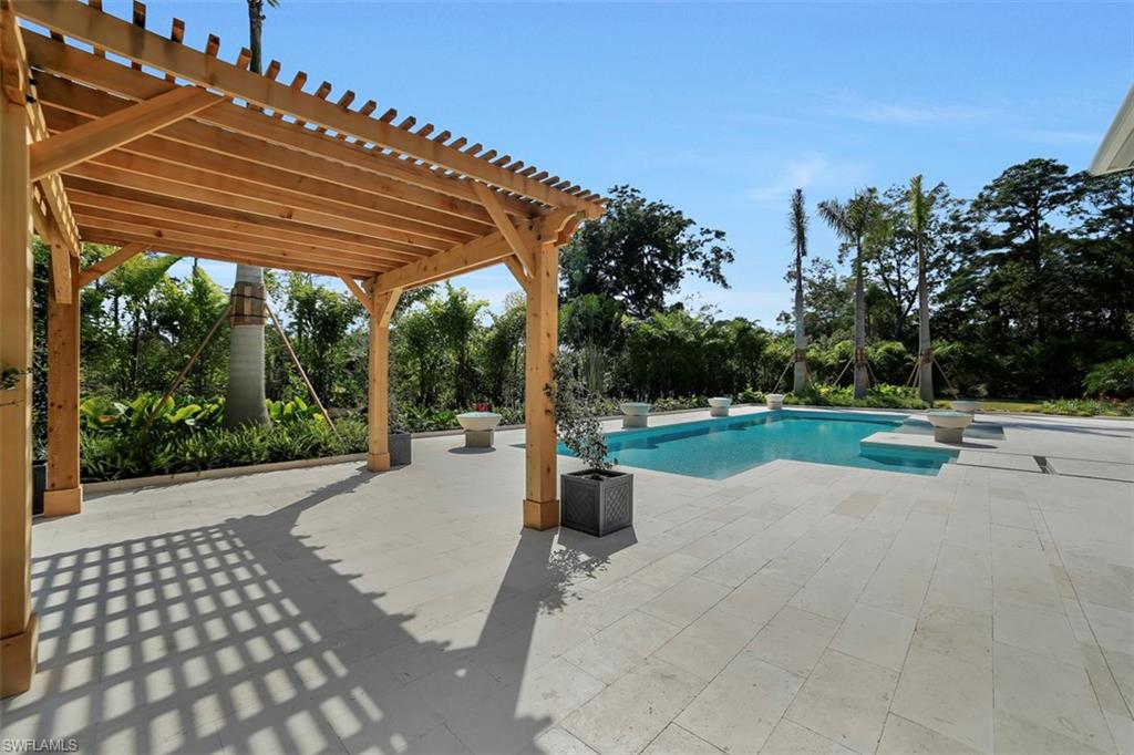 PINE RIDGE - Residential