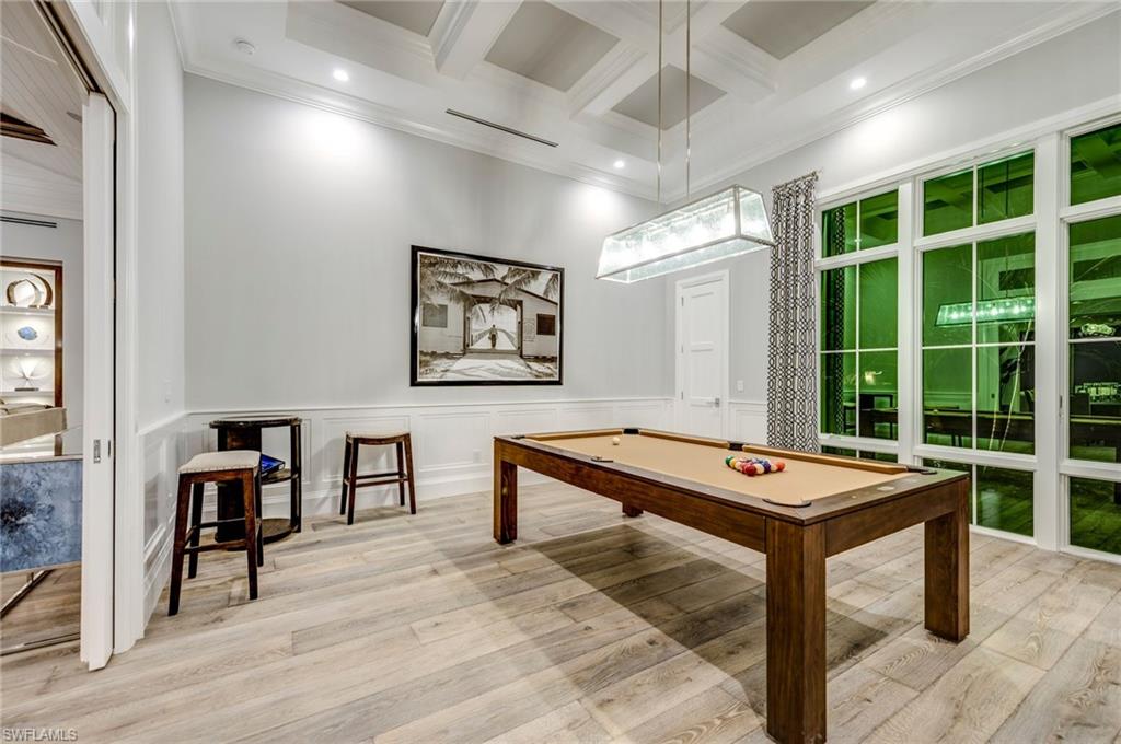 PINECREST AT PELICAN BAY - Residential