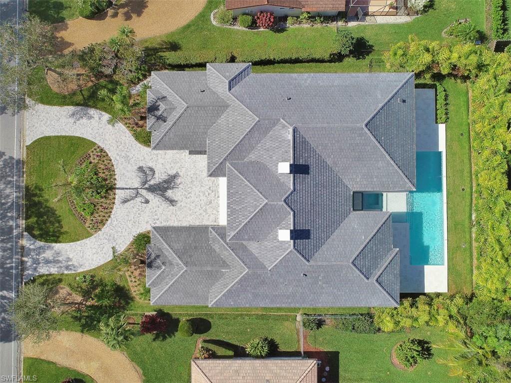 MOORINGS - Residential