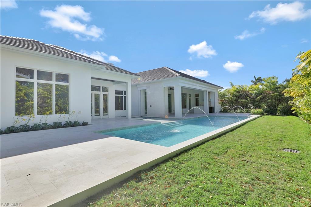 MOORINGS - Residential