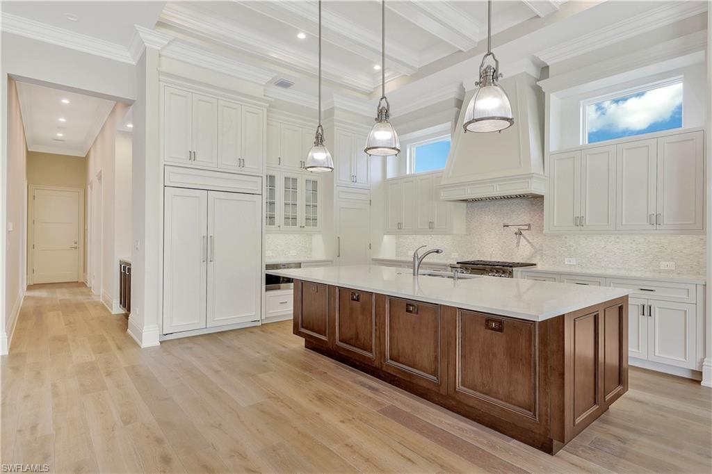 MOORINGS - Residential