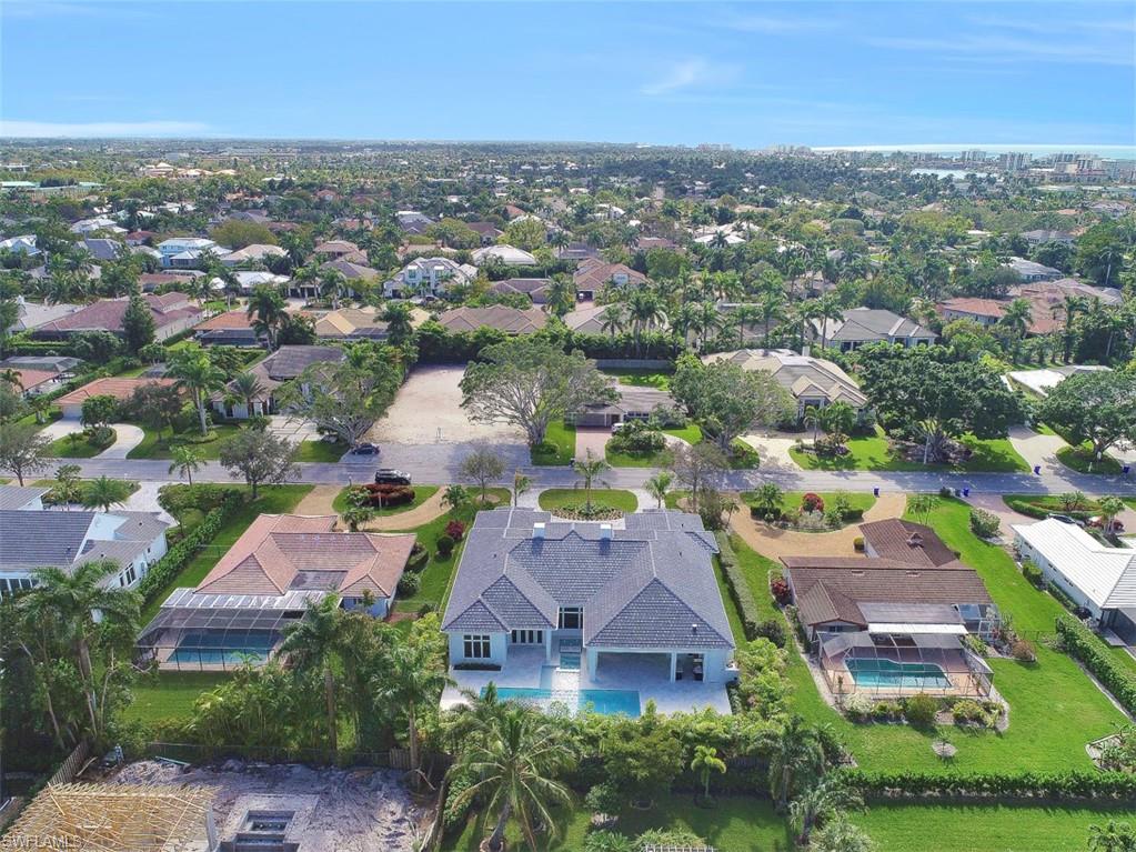 MOORINGS - Residential