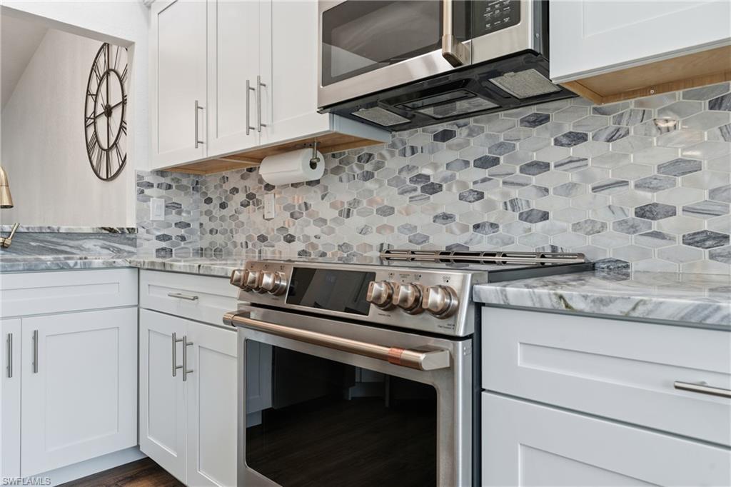 EMERALD GREENS - Residential