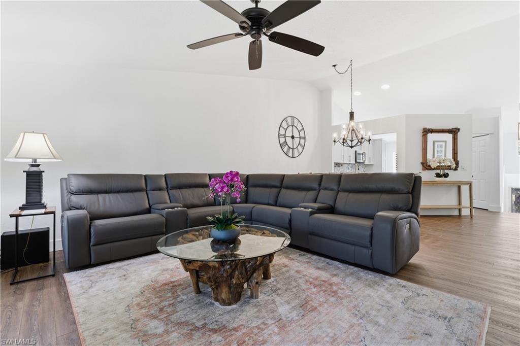 EMERALD GREENS - Residential