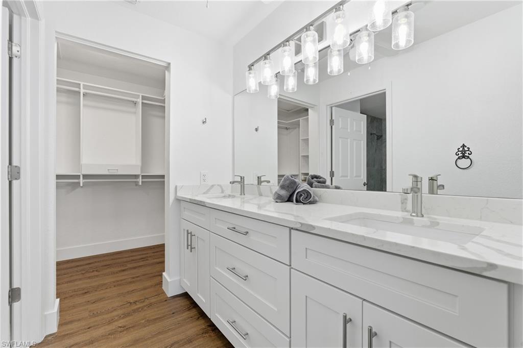 EMERALD GREENS - Residential