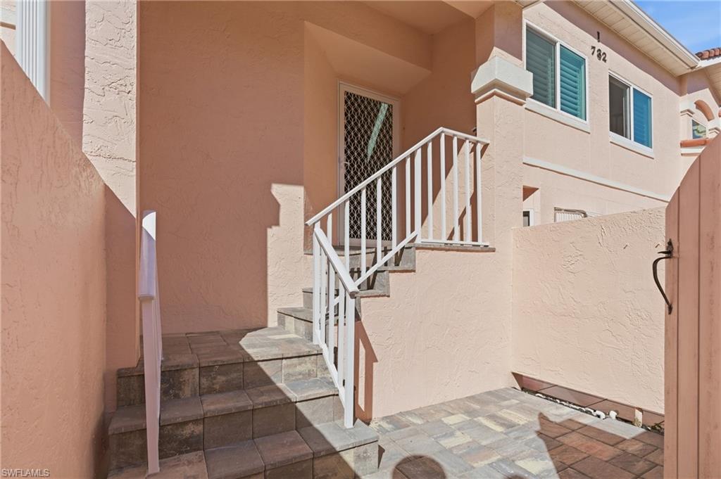 EMERALD GREENS - Residential