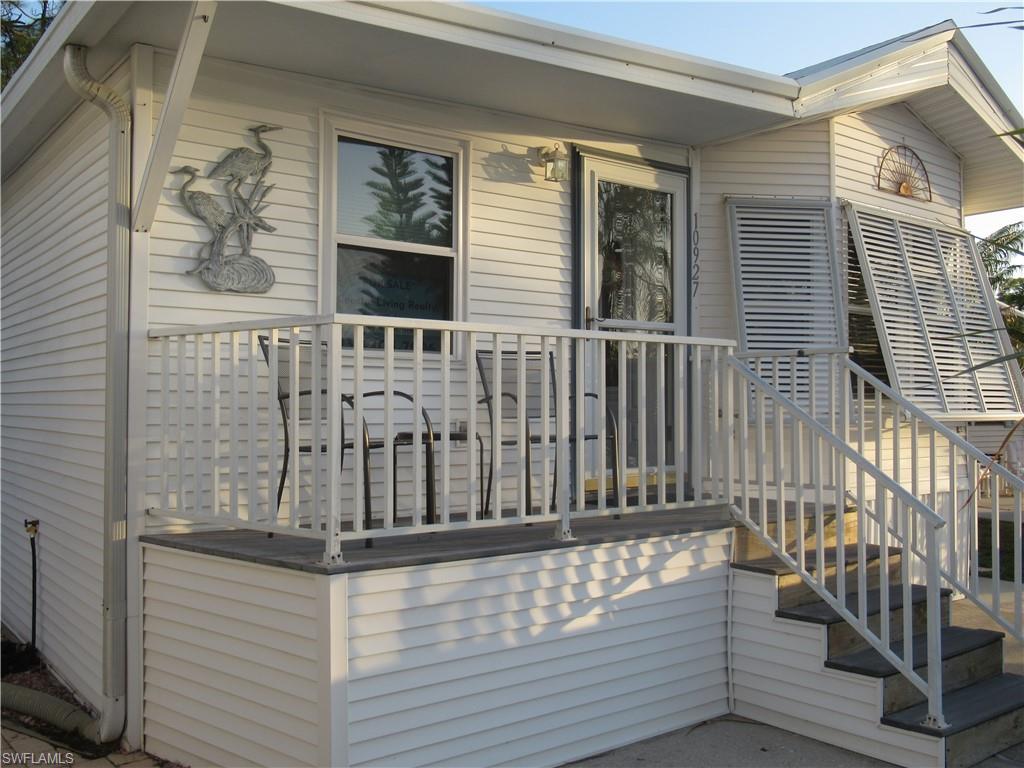 CORKSCREW WOODLANDS - Residential