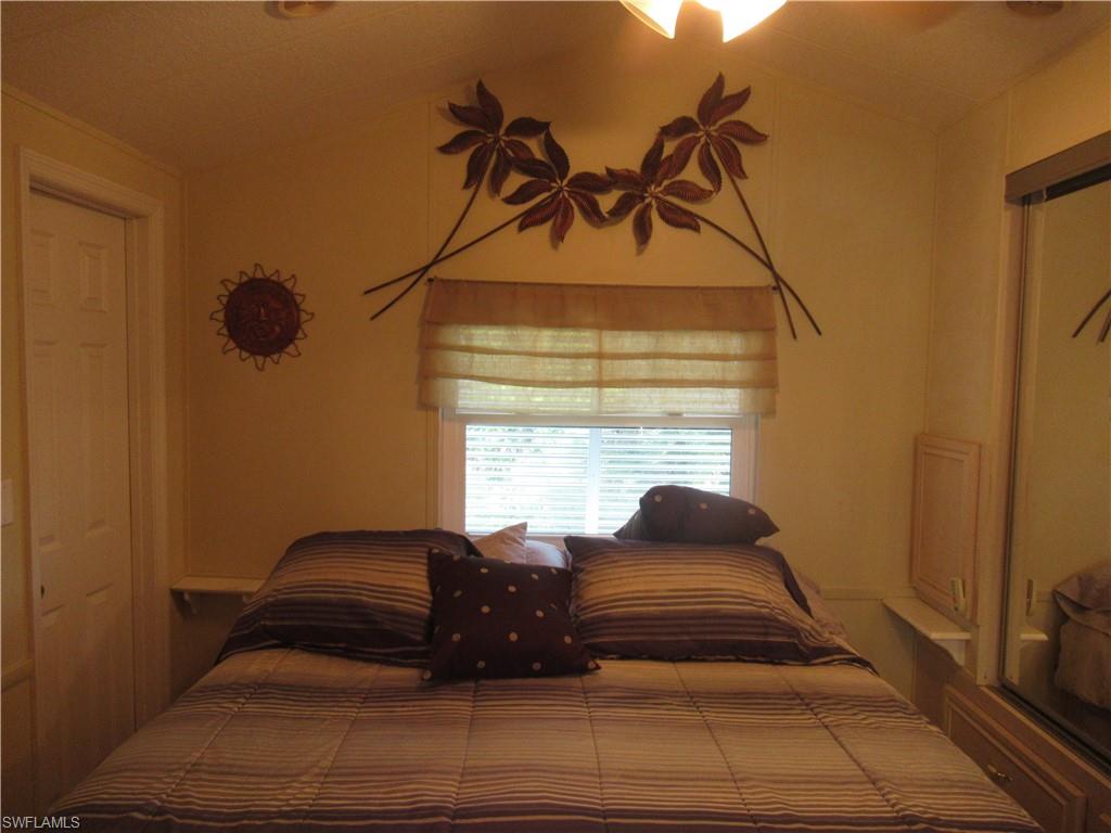 CORKSCREW WOODLANDS - Residential