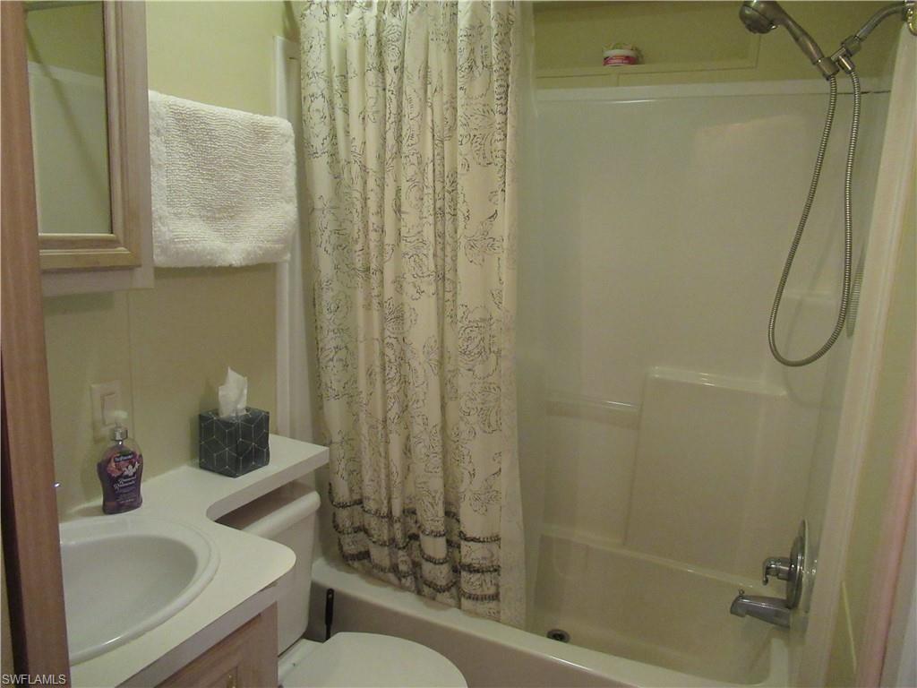 CORKSCREW WOODLANDS - Residential