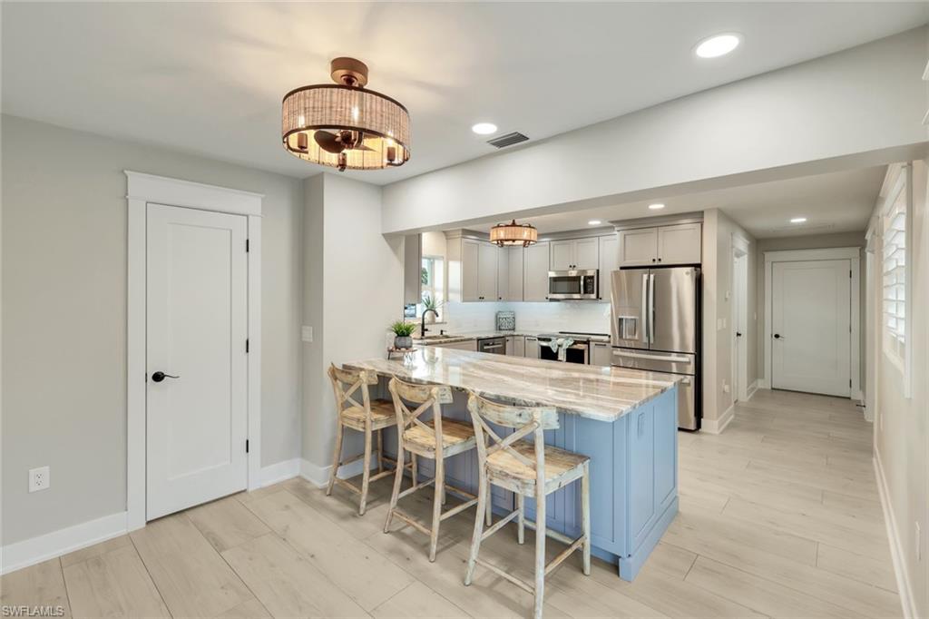 PALM ISLES - Residential