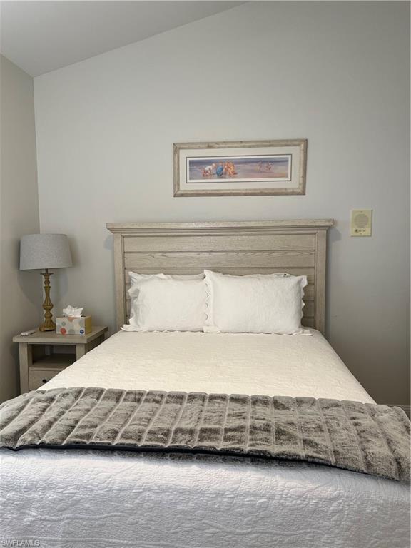 KELLY GREENS - Residential