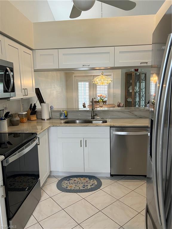 KELLY GREENS - Residential