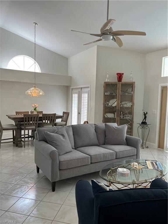 KELLY GREENS - Residential