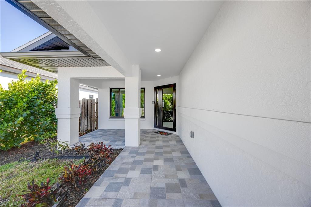 NAPLES PARK - Residential